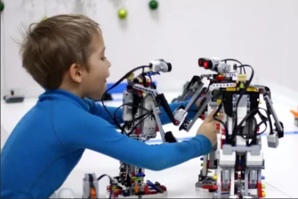 Робототехника для детей (7 - 9 лет)