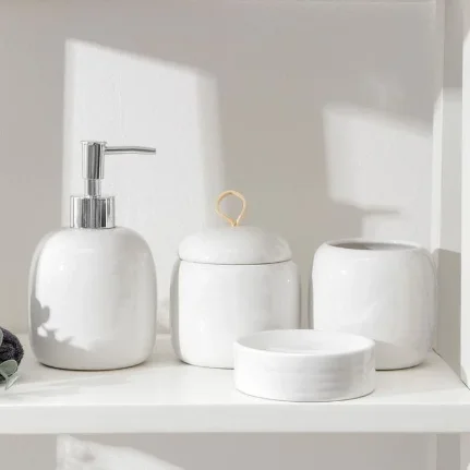 Фото для Набор аксессуаров для ванной комнаты Доляна Monro, 4 предмета, цвет белый