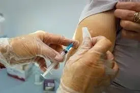Вакцинация от COVID-19 для взрослых
