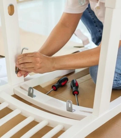 Услуги по сборке, разборке и навесу мебели