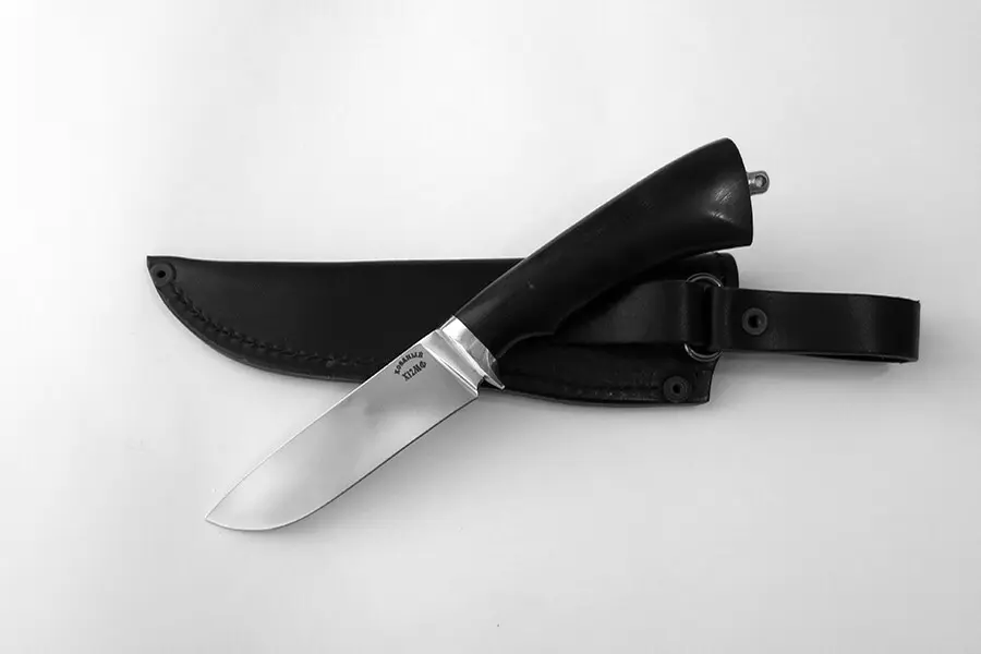 Нож "Шершень" сталь Х12МФ (морёный граб+гарда-мельхиор+кольцо)