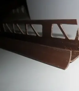 Угол внутренний черный шоколад 7-8 мм 2,5 м РОССИЯ