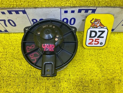 Фото для Мотор печки DAIHATSU ROCKY F300S HDE 1994/Цвет NB8 перед. (б/у)