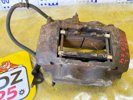 Фото для Суппорт LEXUS/TOYOTA LAND CRUISER/LAND CRUISER CYGNUS/LX470 (б/у)