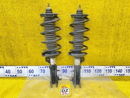 Фото для СТОЙКА ПАРА ЛЕВАЯ И ПРАВАЯ HONDA SHUTTLE GP7 LEB 2016/ЛЕВЫЙ/ПРАВЫЙ перед. (б/у)