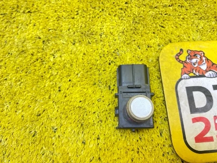 Фото для Датчик парктроника LEXUS LS460/460L/LS600H/600HL (б/у)