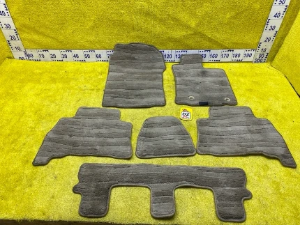 Фото для Коврики комплект TOYOTA LAND CRUISER PRADO (б/у)