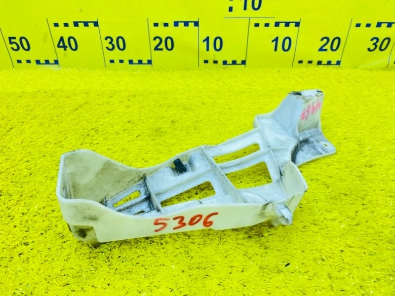 Фото для Крепление бампера LEXUS RX270 AGL10W 1ARFE 2012/Цвет 1J4 задн. лев. (б/у)