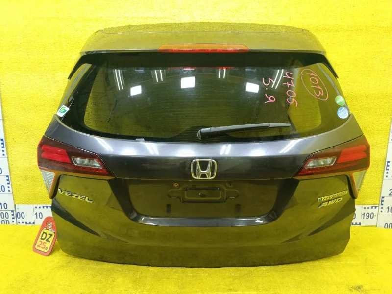 Дверь 5я Honda Vezel RU4/RU3/RU1/RU2 LEB 2014/Цвет NH821M задн.
