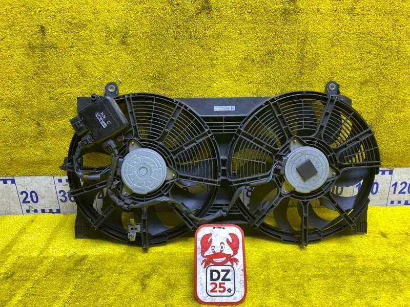 Вентилятор охлаждения радиатора Nissan Leaf AZE0/ZE1 EM57 2012/Цвет QAB перед.