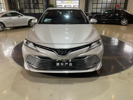 TOYOTA CAMRY 2020 год