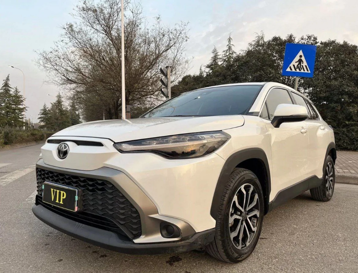 TOYOTA FRONTLANDER 2022 год