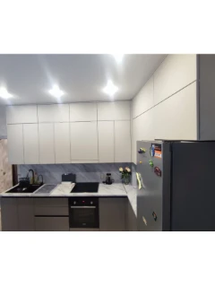 Кухонный гарнитур 3,2*1,9 м под заказ